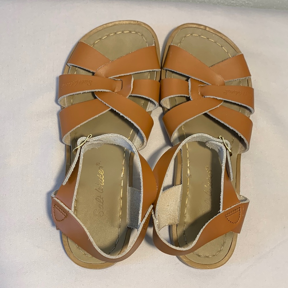 Hoy Shoes Salt Water sandal, the original sandal, size 7